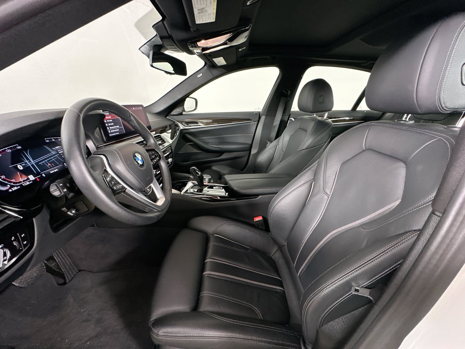 Used 2023 BMW 540i xDrive w/ Premium Package AWD/4WD image 33