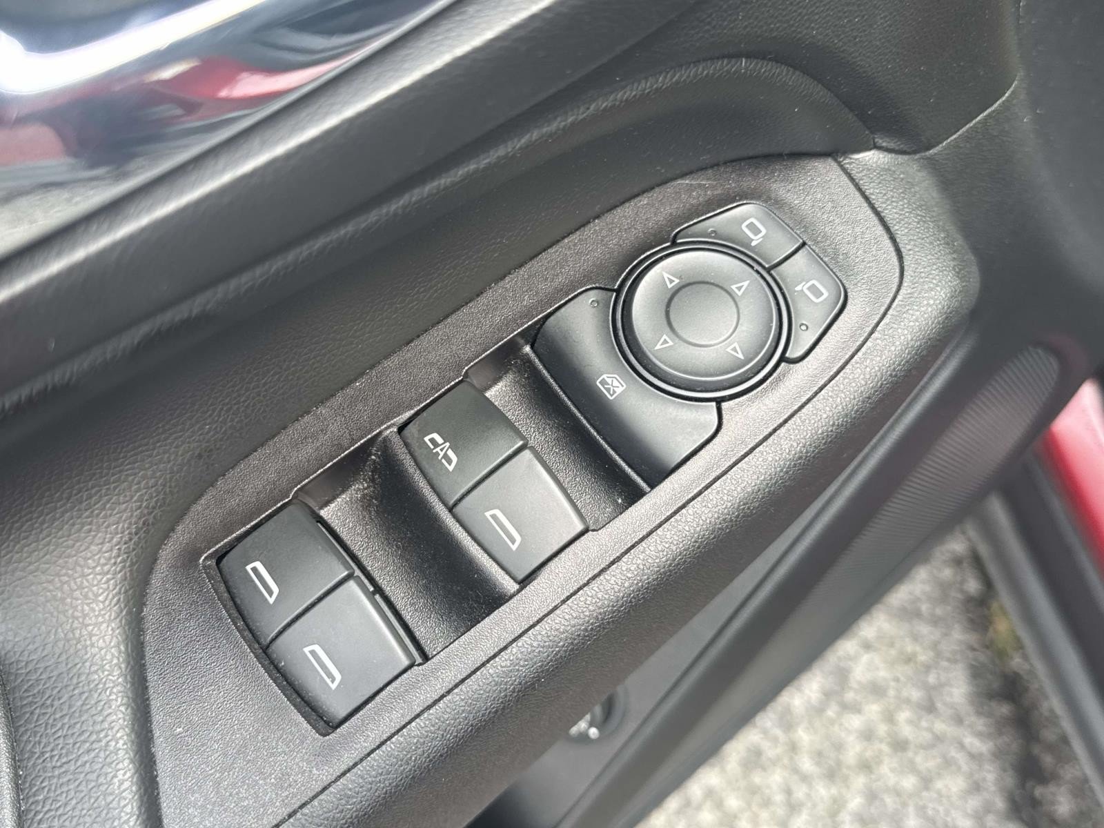 Used 2019 Chevrolet Equinox LT AWD/4WD image 17