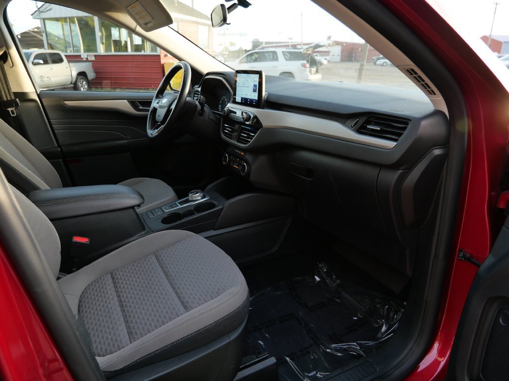 Certified 2022 Ford Escape SE w/ SE Sport Appearance Package AWD/4WD image 10