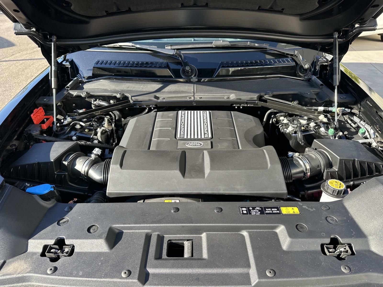 New 2026 Land Rover Defender 130 V8 image 22