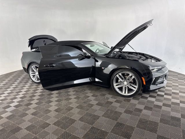 Used 2018 Chevrolet Camaro LT w/ RS Package image 14
