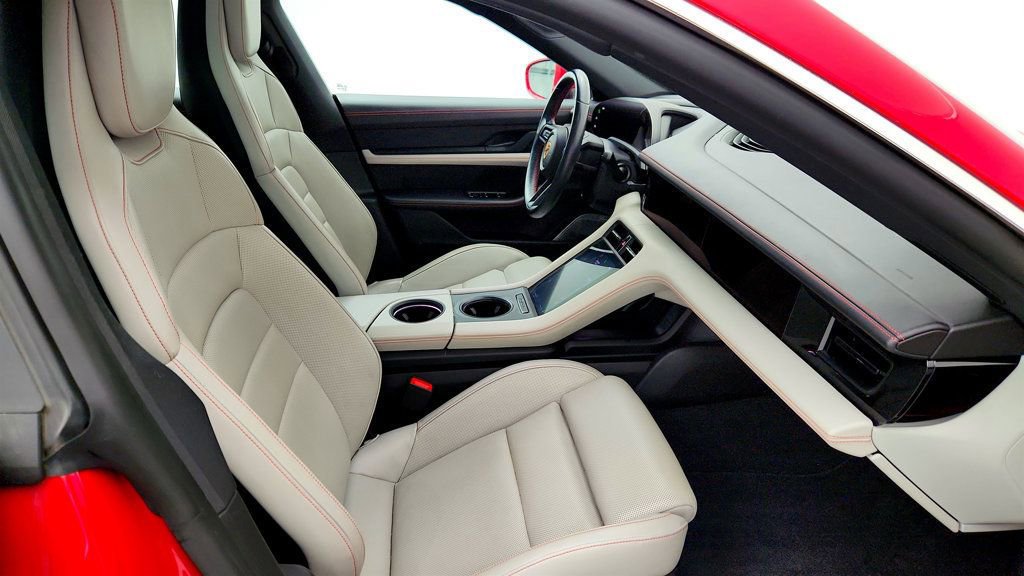 Used 2024 Porsche Taycan 4S image 29