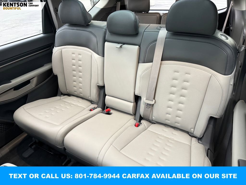 Used 2025 Kia EV9 Wind image 34