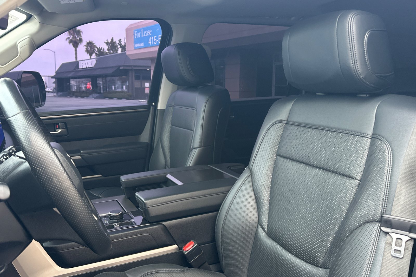 Used 2023 Toyota Sequoia SR5 w/ SR5 Premium Package AWD/4WD image 26