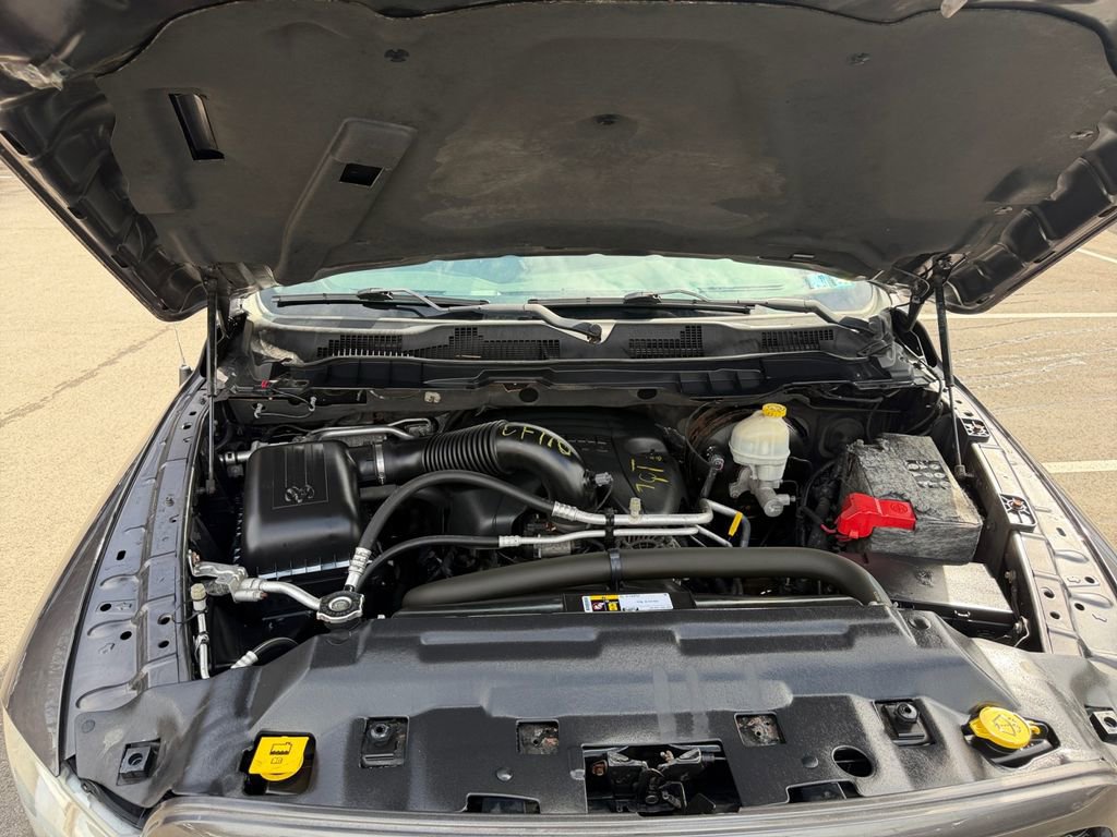 Used 2015 RAM 1500 Express image 31