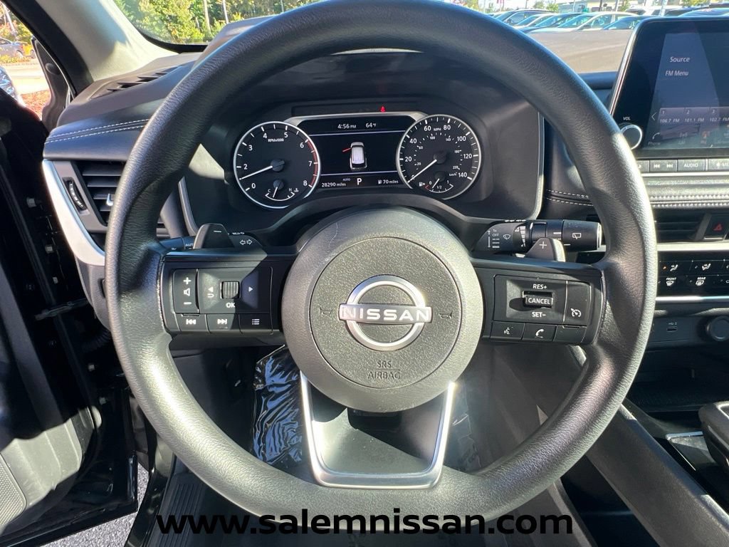 Used 2023 Nissan Rogue S AWD/4WD image 13