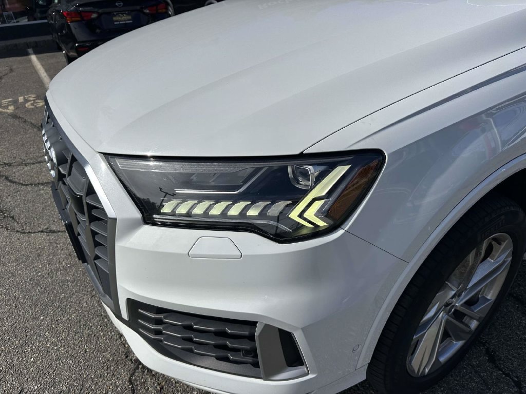 Used 2020 Audi Q7 3.0T Prestige AWD/4WD image 9