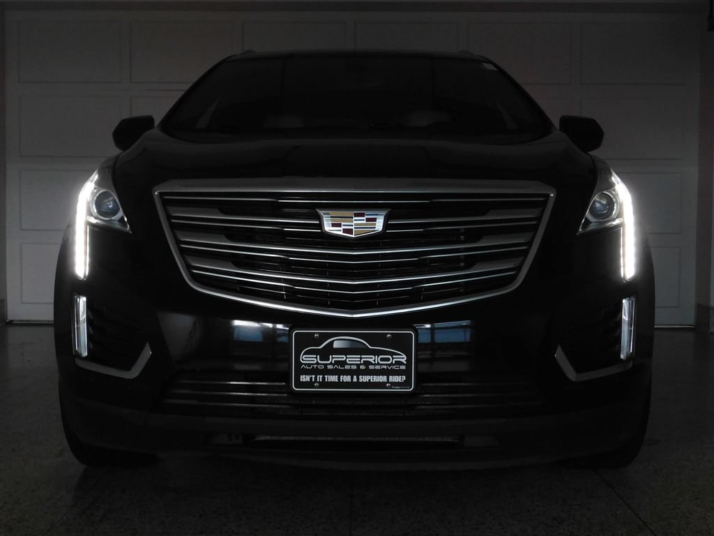 Used 2017 Cadillac XT5 FWD image 10