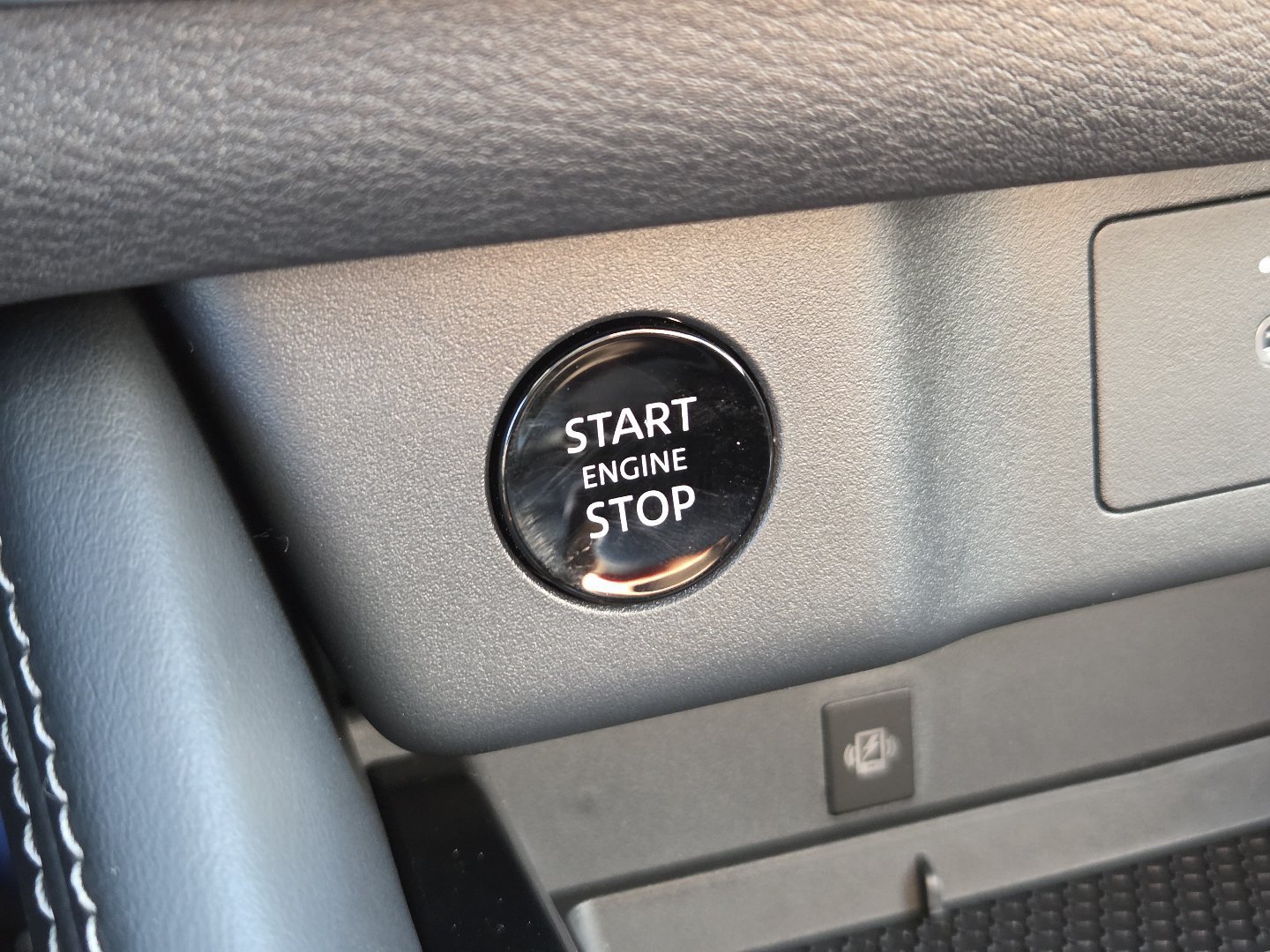 New 2026 Nissan Rogue Platinum AWD/4WD image 36