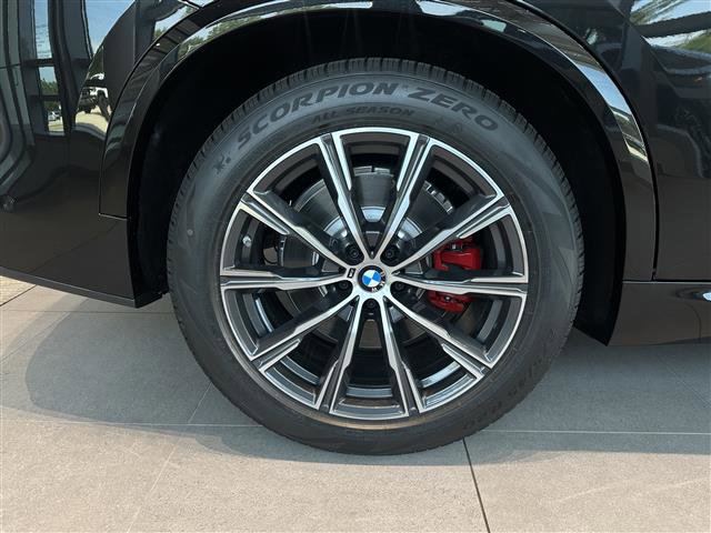 New 2026 BMW X5 xDrive50e w/ M Sport Package image 7