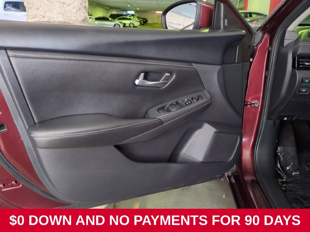 Used 2025 Nissan Sentra SV FWD image 11