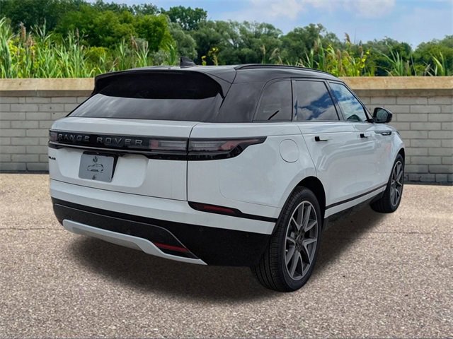 New 2026 Land Rover Range Rover Velar Dynamic SE image 4