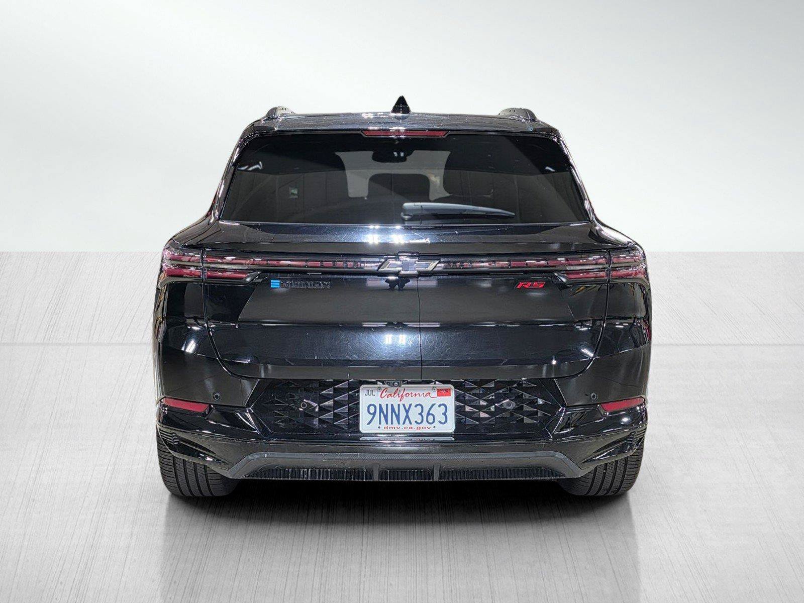Used 2024 Chevrolet Equinox EV RS FWD image 6