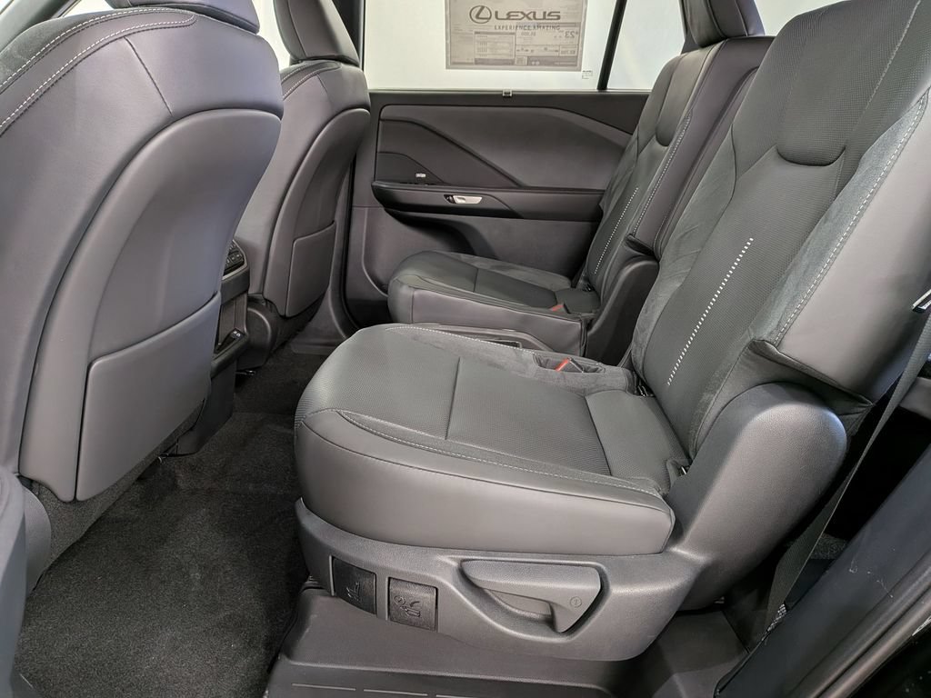 Certified 2026 Lexus TX 350 AWD w/ Technology Package image 28
