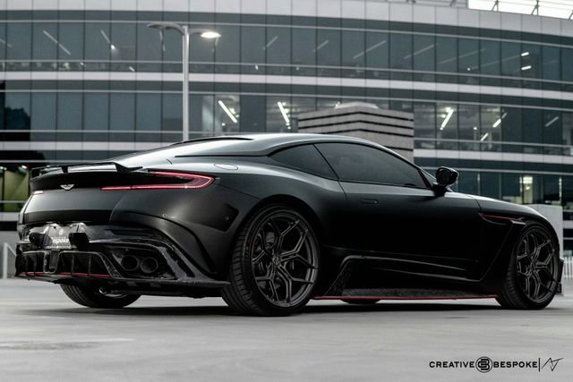 Used 2018 Aston Martin DB11 V12 image 30