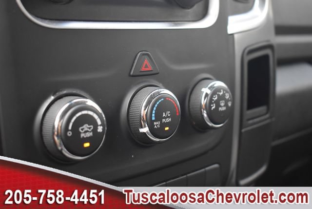 Used 2024 RAM 1500 Classic SLT AWD/4WD image 31