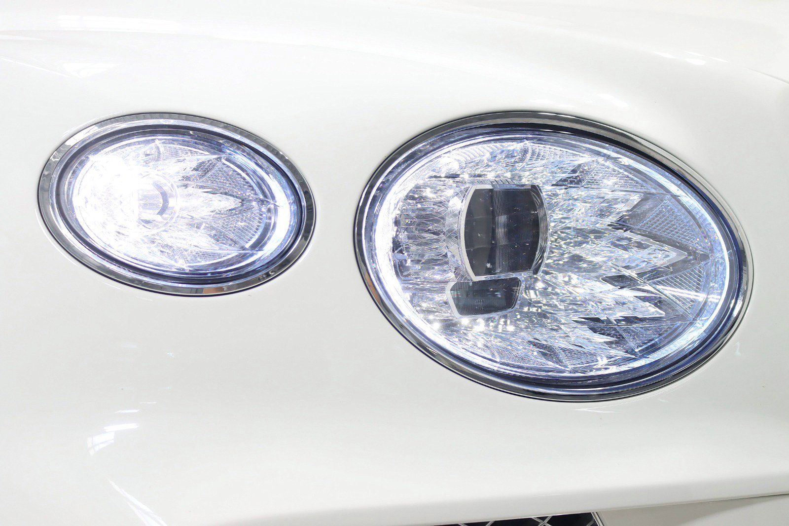 Used 2022 Bentley Bentayga image 9