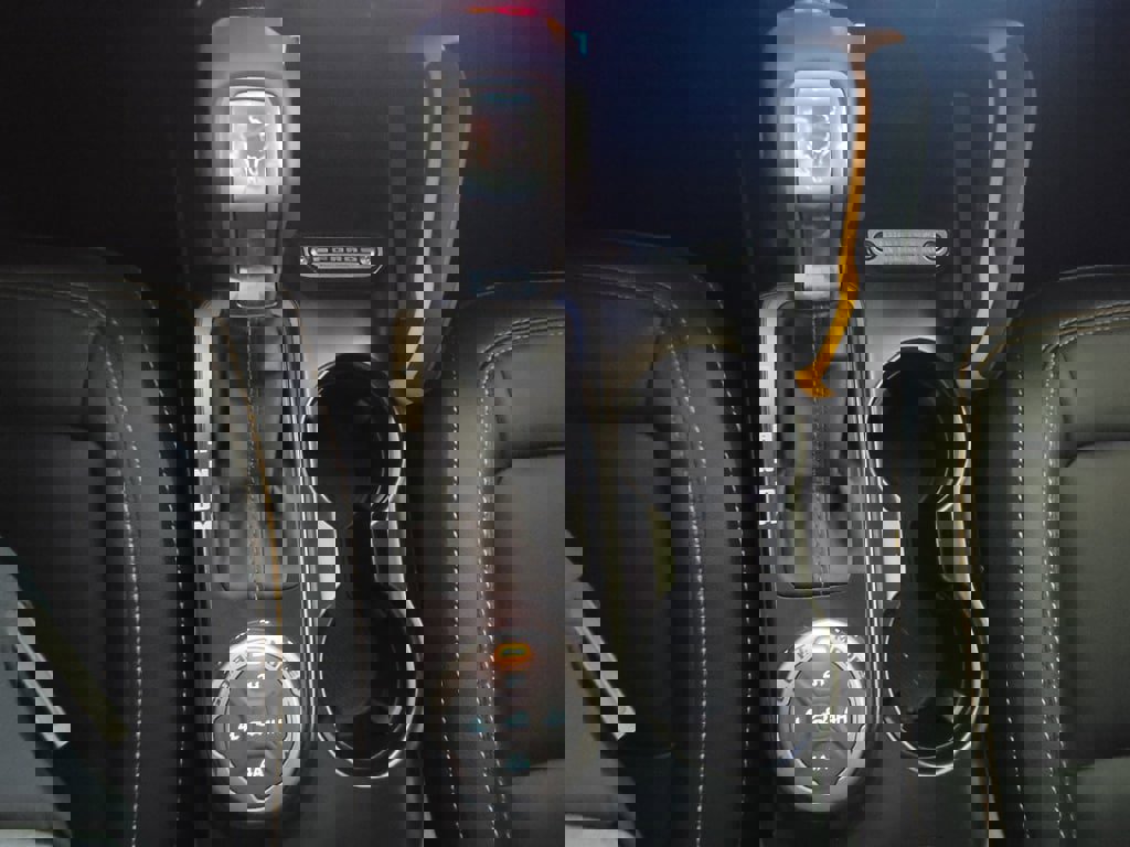 Used 2024 Ford Bronco Badlands image 18