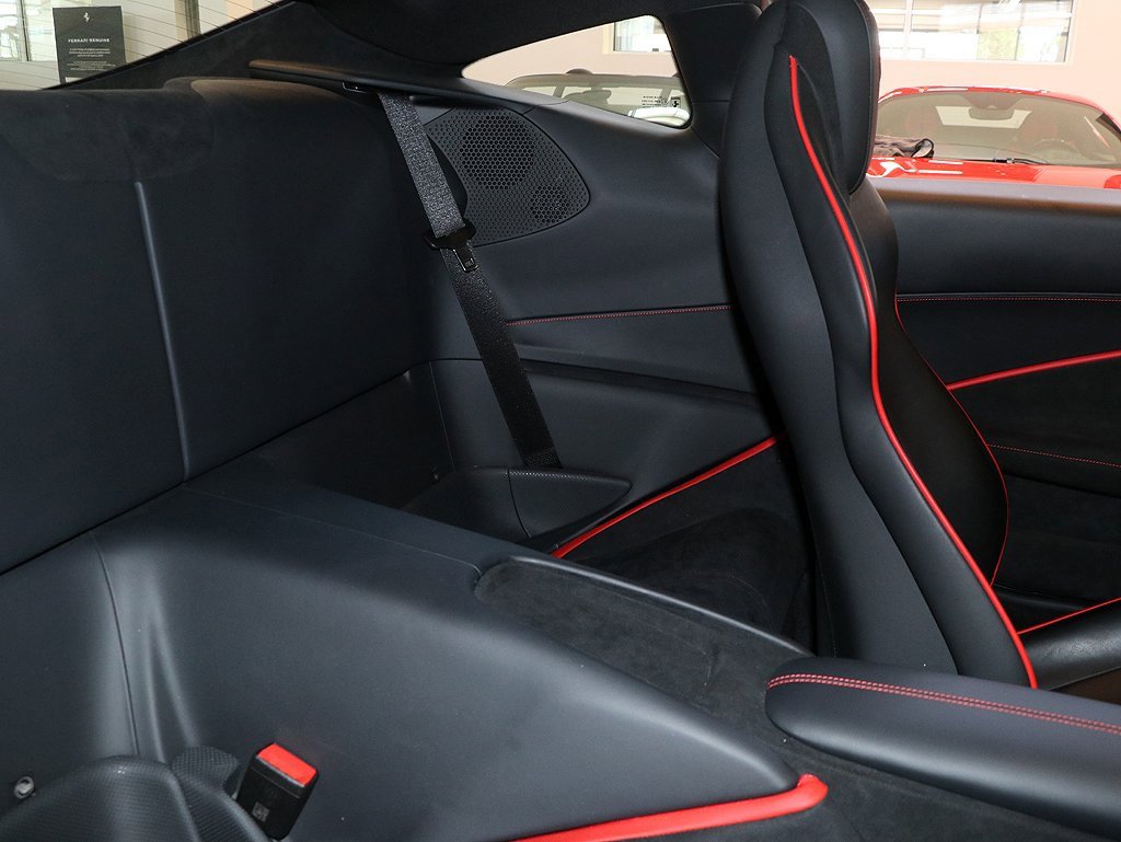 Certified 2024 Ferrari Roma image 40
