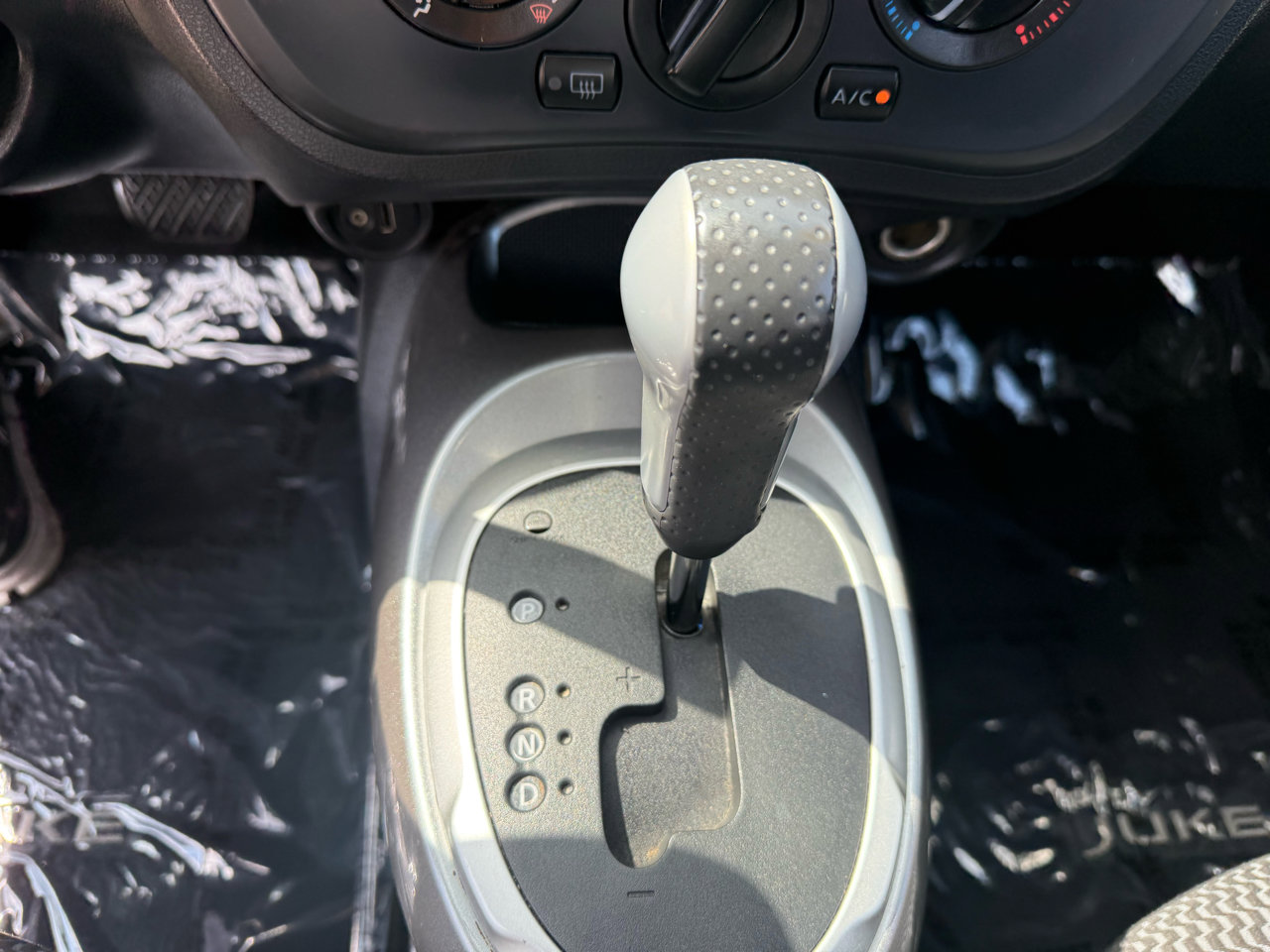 Used 2016 Nissan Juke S image 21