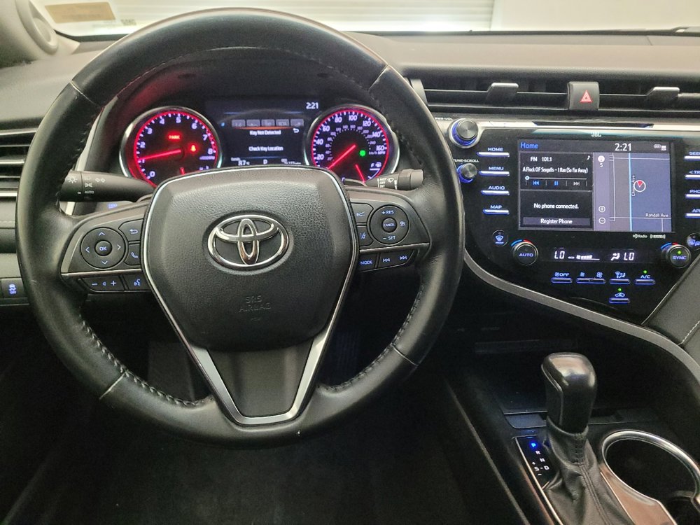 Used 2020 Toyota Camry XSE w/ Navigation Package image 22