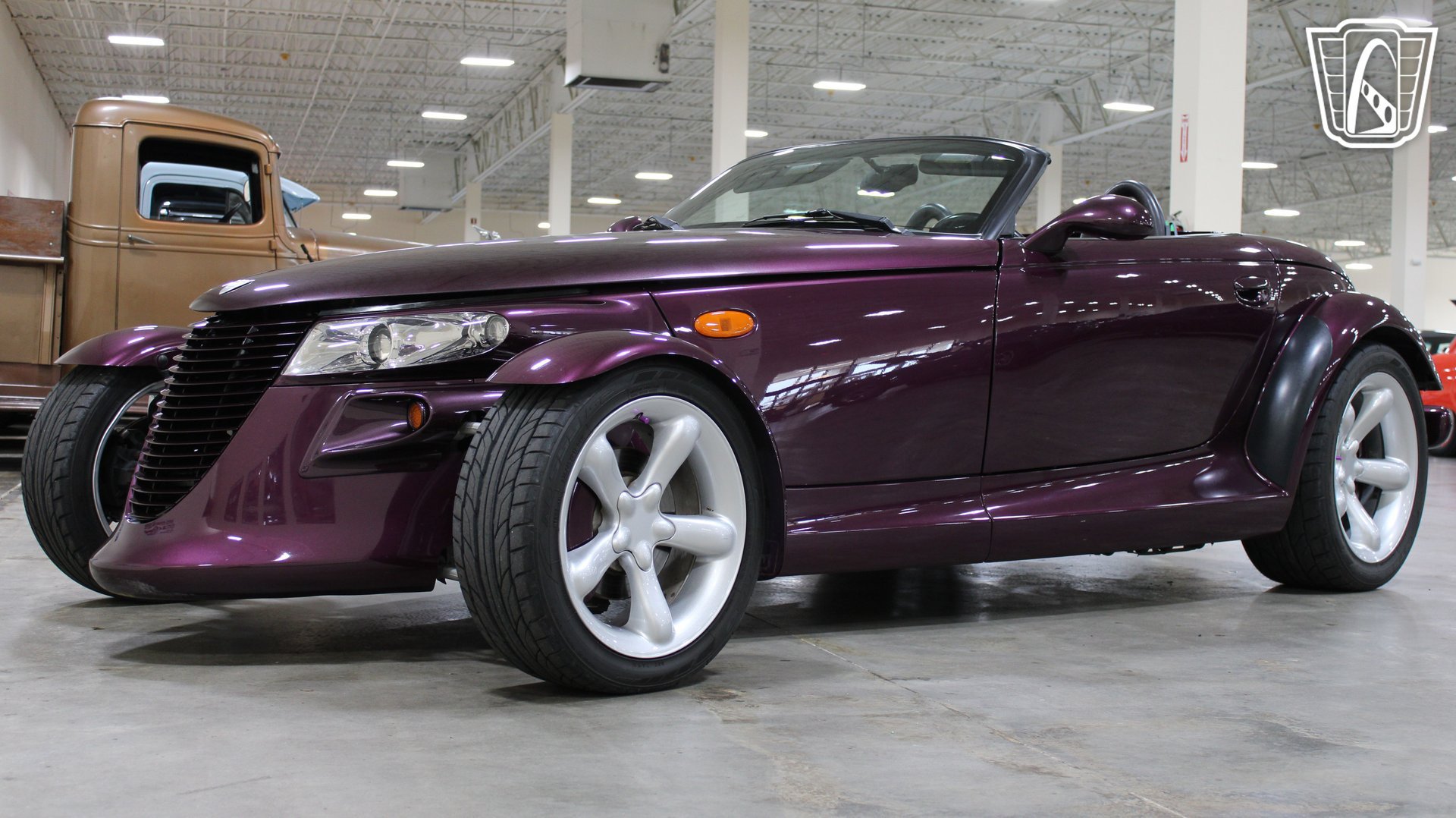 Used 1999 Plymouth Prowler RWD image 9