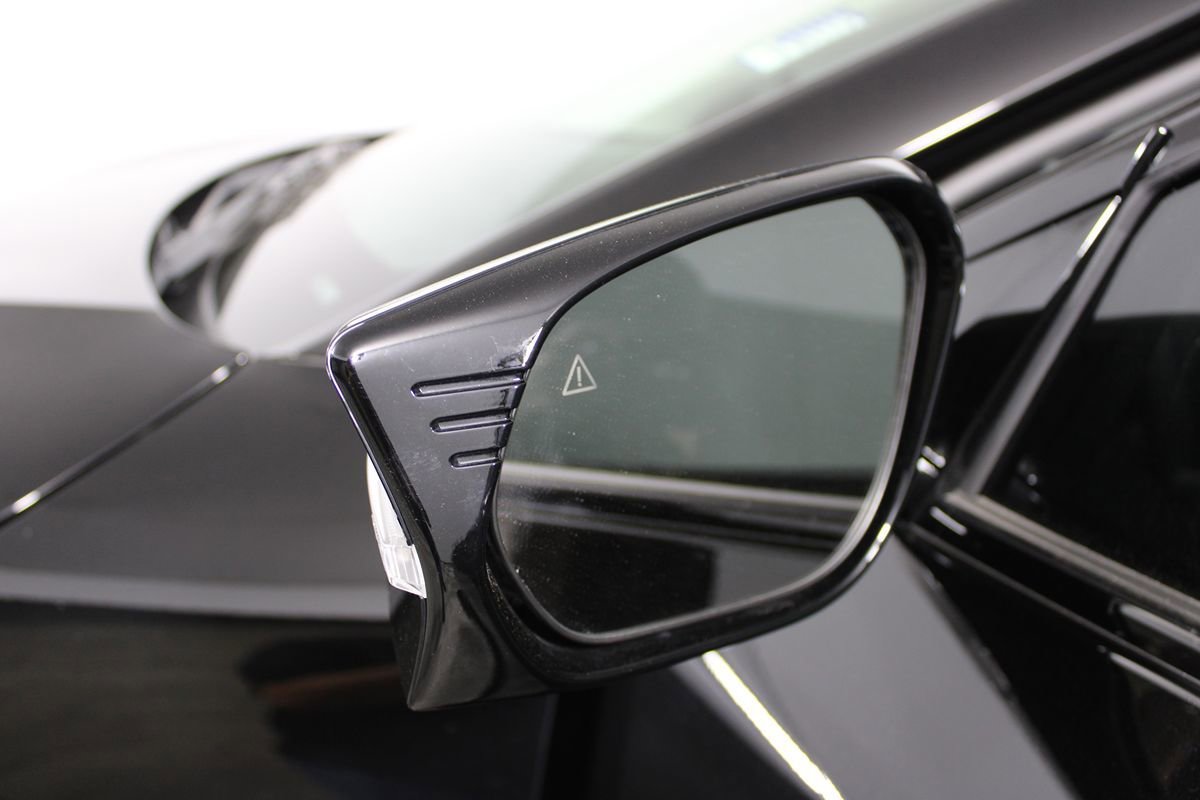 Used 2024 Kia EV6 Wind w/ Wind Technology Package RWD image 37