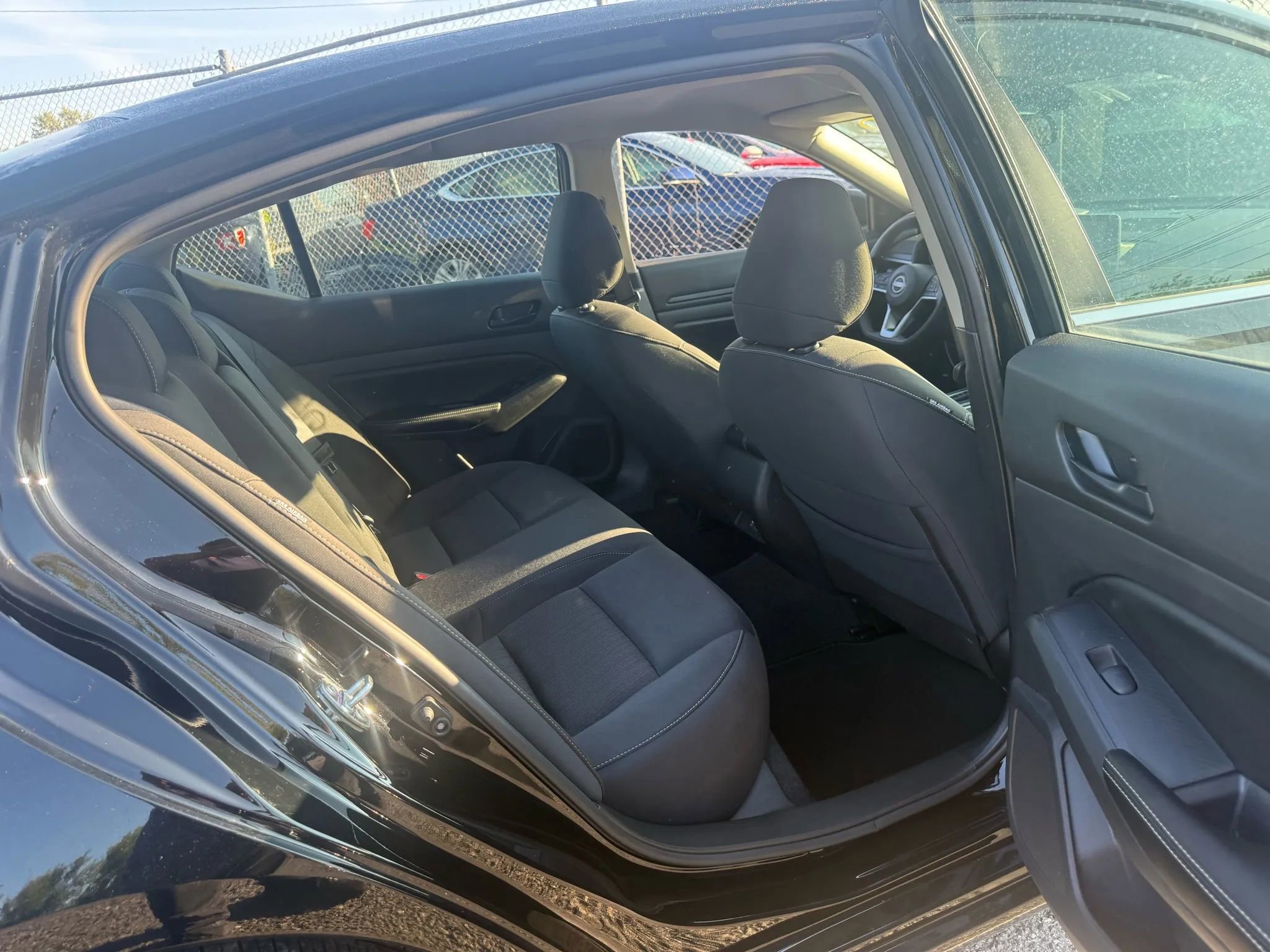 Used 2024 Nissan Altima 2.5 SV image 27