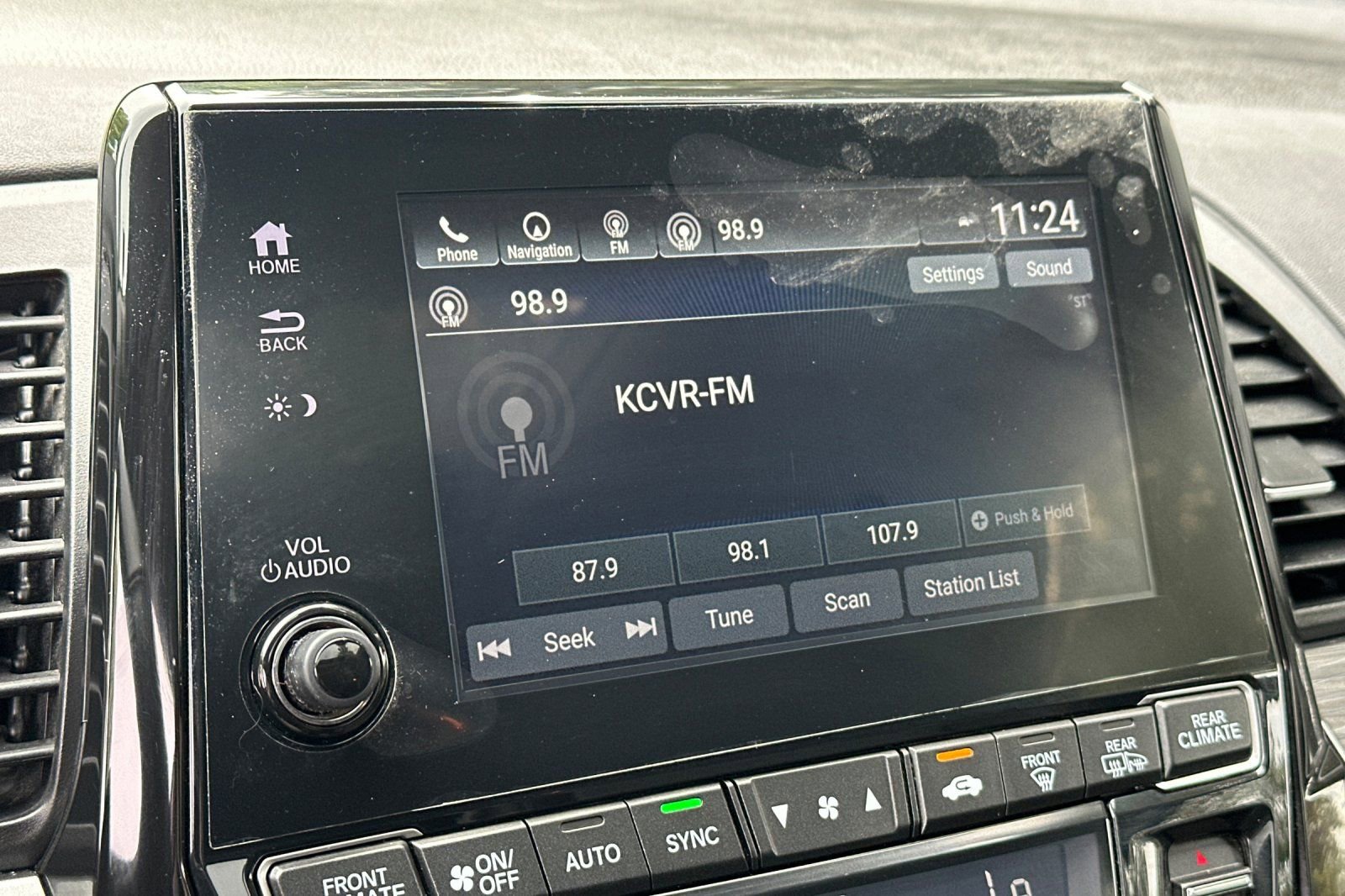 Used 2022 Honda Odyssey Elite image 17