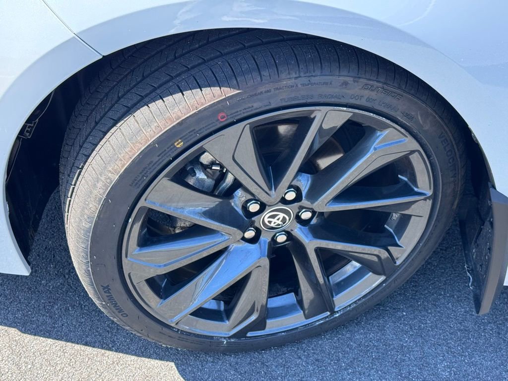 Used 2025 Toyota Corolla SE FWD image 12