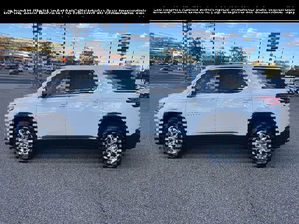 Used 2023 Chevrolet Traverse LS w/ Safety Package image 6