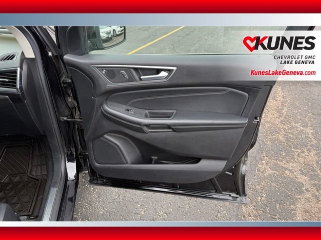 Used 2022 Ford Edge Titanium AWD/4WD image 21