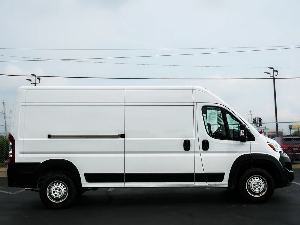 Used 2025 RAM ProMaster 2500 w/ Convenience Group FWD image 4