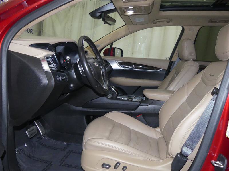 Used 2022 Cadillac XT6 Sport w/ Platinum Package image 23