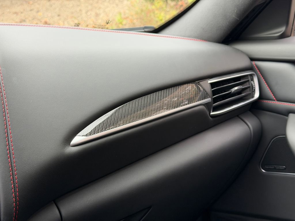 Certified 2024 Maserati Levante Modena Ultima image 25