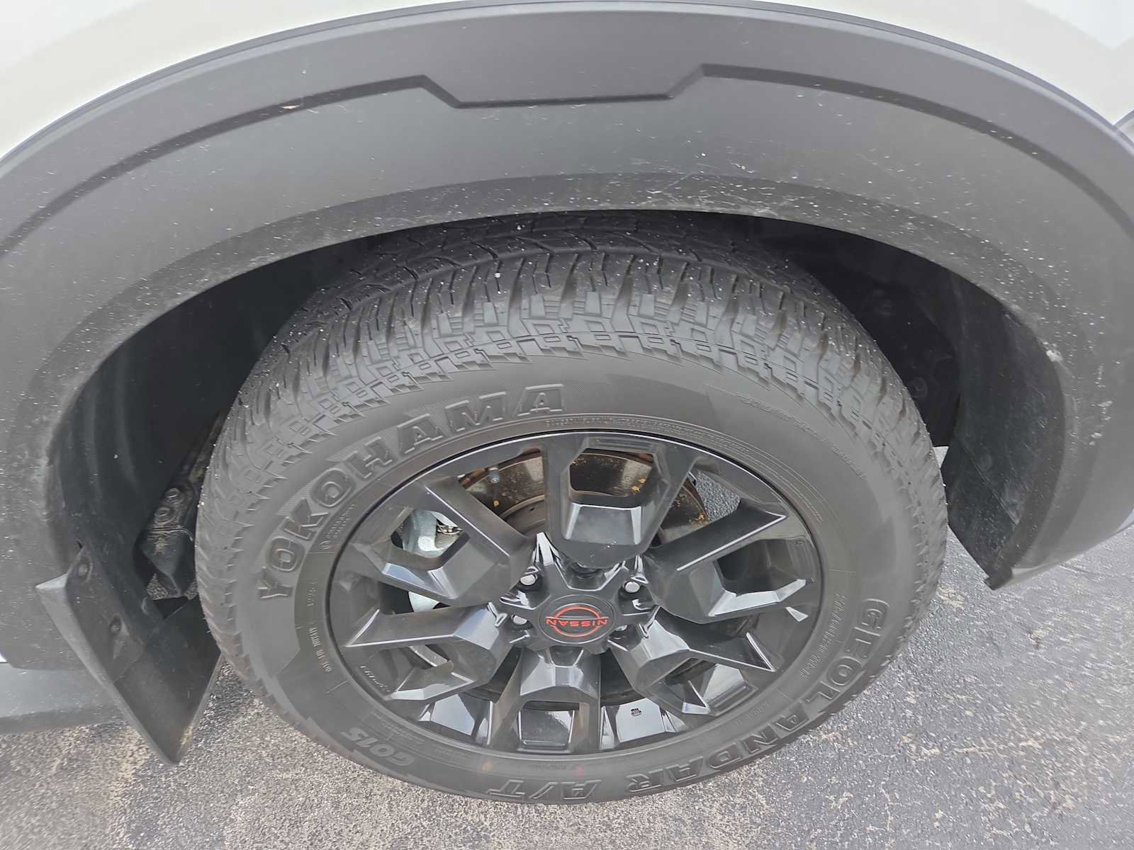 Used 2025 Nissan Armada PRO-4X image 2