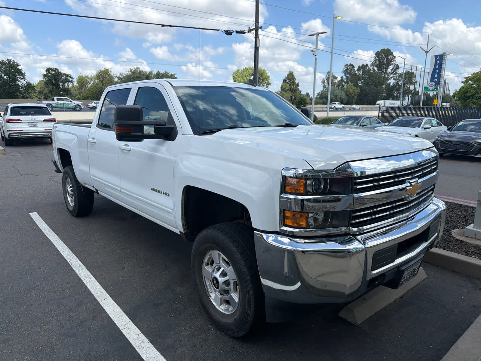 Used 2016 Chevrolet Silverado 2500 LT AWD/4WD image 4
