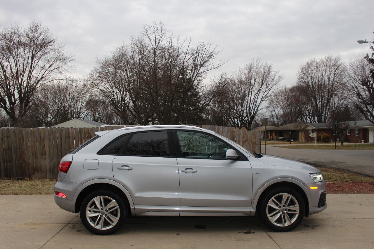 Used 2018 Audi Q3 2.0T Premium AWD/4WD image 9