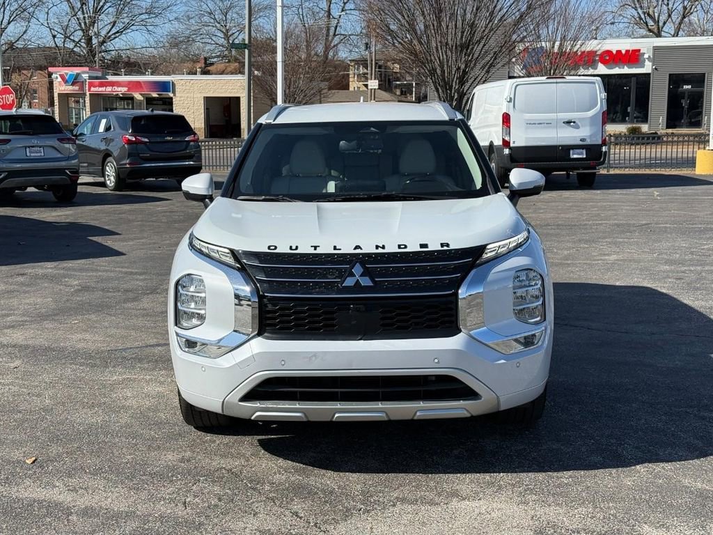 Used 2022 Mitsubishi Outlander SEL image 6
