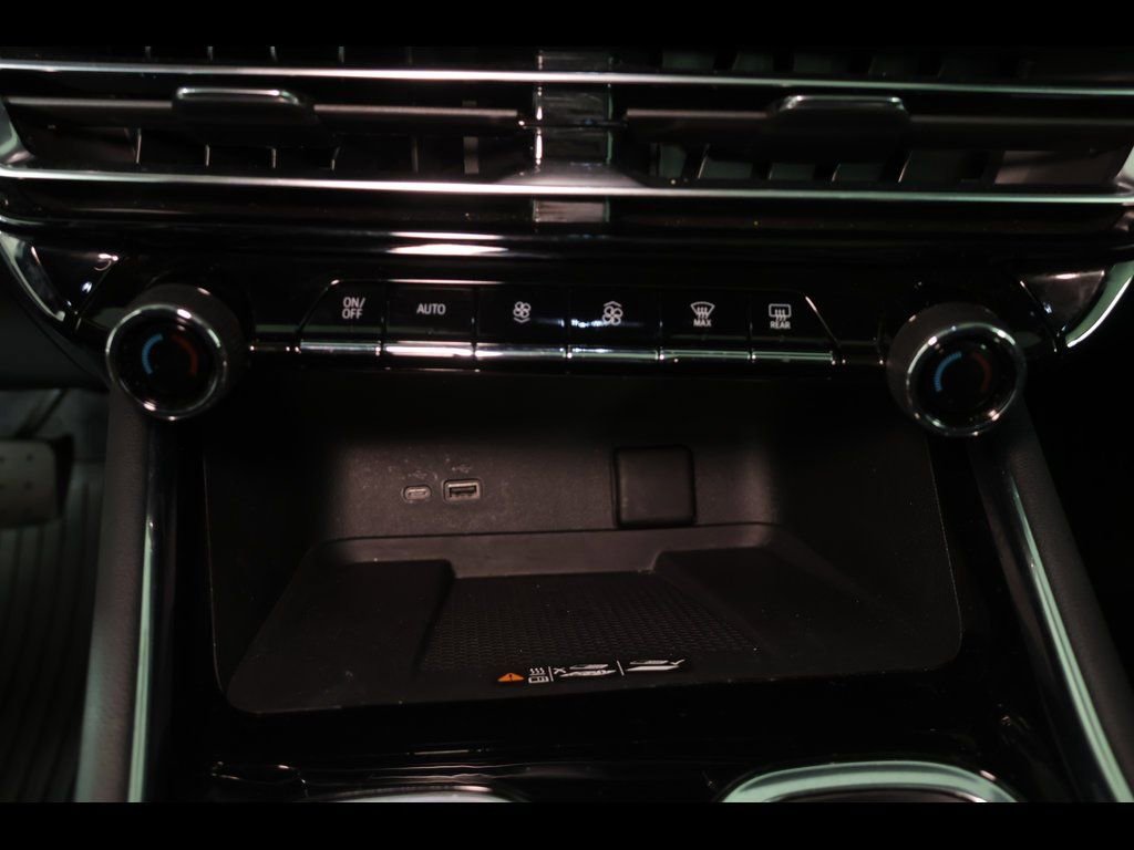 Used 2024 Chevrolet Traverse RS w/ LPO, Floor Liner Package image 29