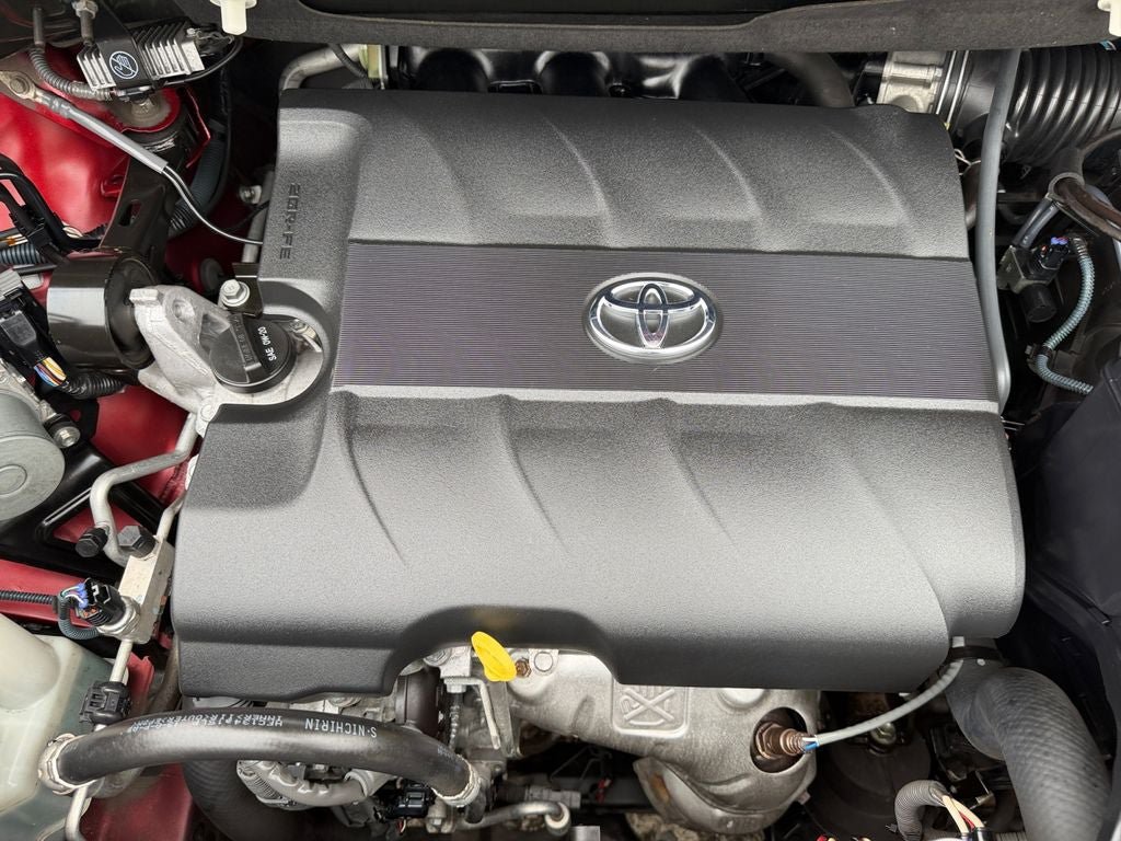 Used 2013 Toyota Sienna SE FWD image 30