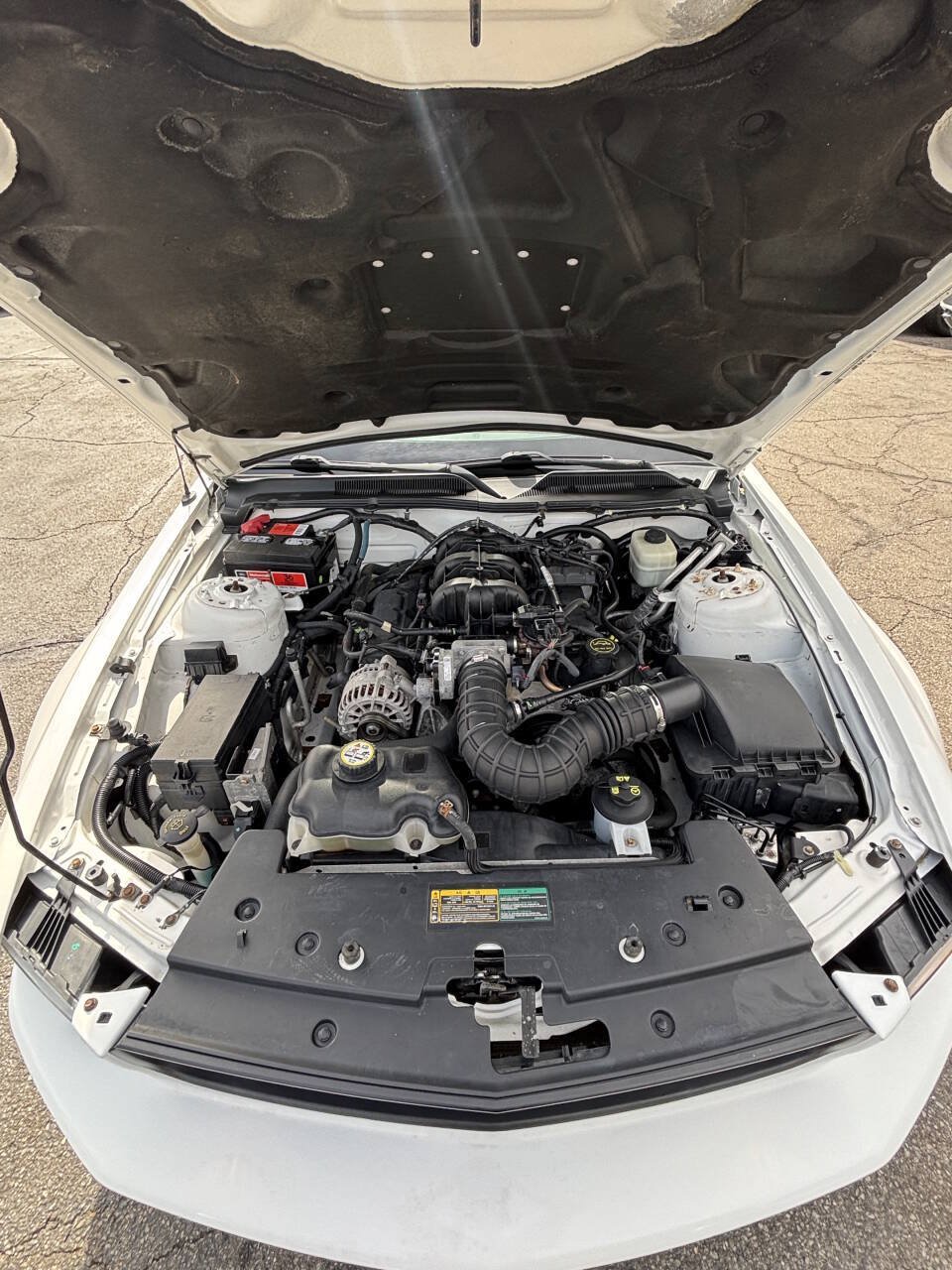 Used 2008 Ford Mustang Premium RWD image 29