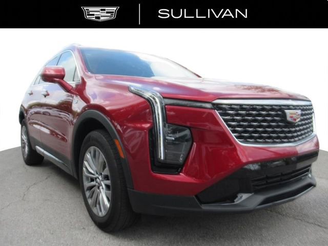 Certified 2025 Cadillac XT4 Premium Luxury image 3