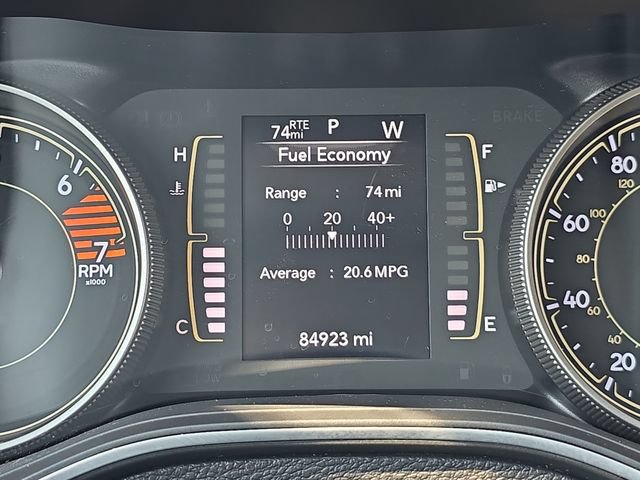 Used 2020 Jeep Cherokee Latitude Plus AWD/4WD image 23