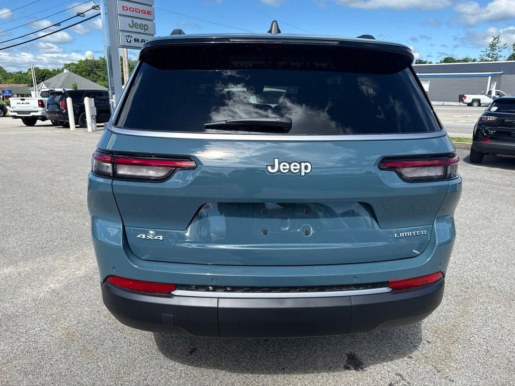 New 2026 Jeep Grand Cherokee L Limited AWD/4WD image 4