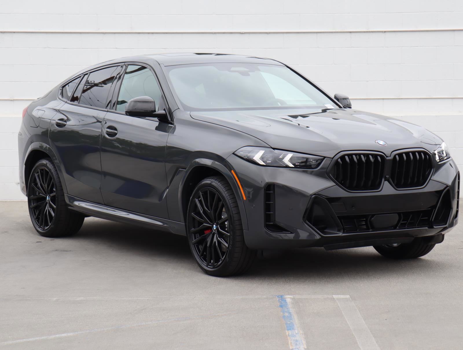 New 2026 BMW X6 xDrive40i