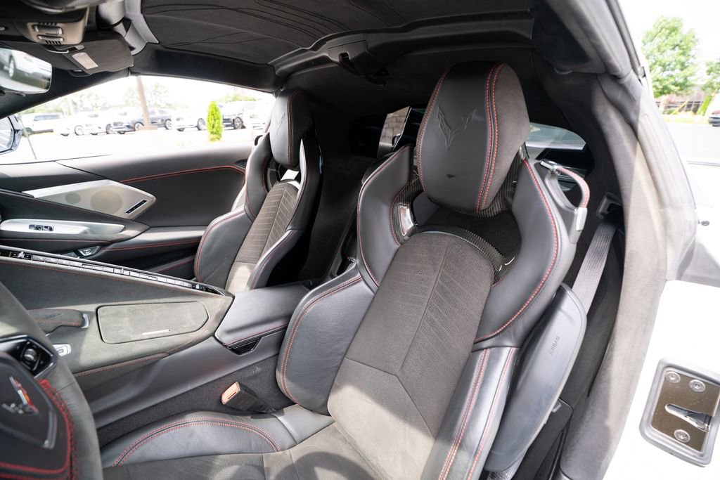 Used 2020 Chevrolet Corvette Stingray Premium Cpe w/ 3LT Preferred Equipment Group RWD image 37