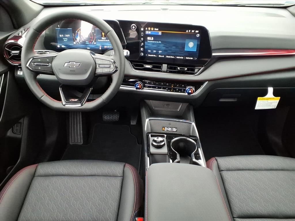 New 2026 Chevrolet Equinox RS w/ Convenience Package III FWD image 18