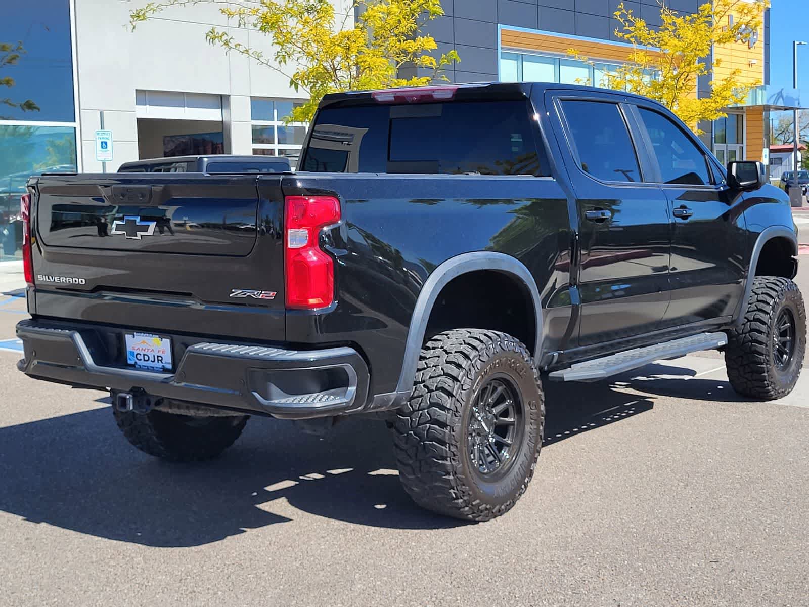 Used 2023 Chevrolet Silverado 1500 ZR2 w/ Technology Package image 5
