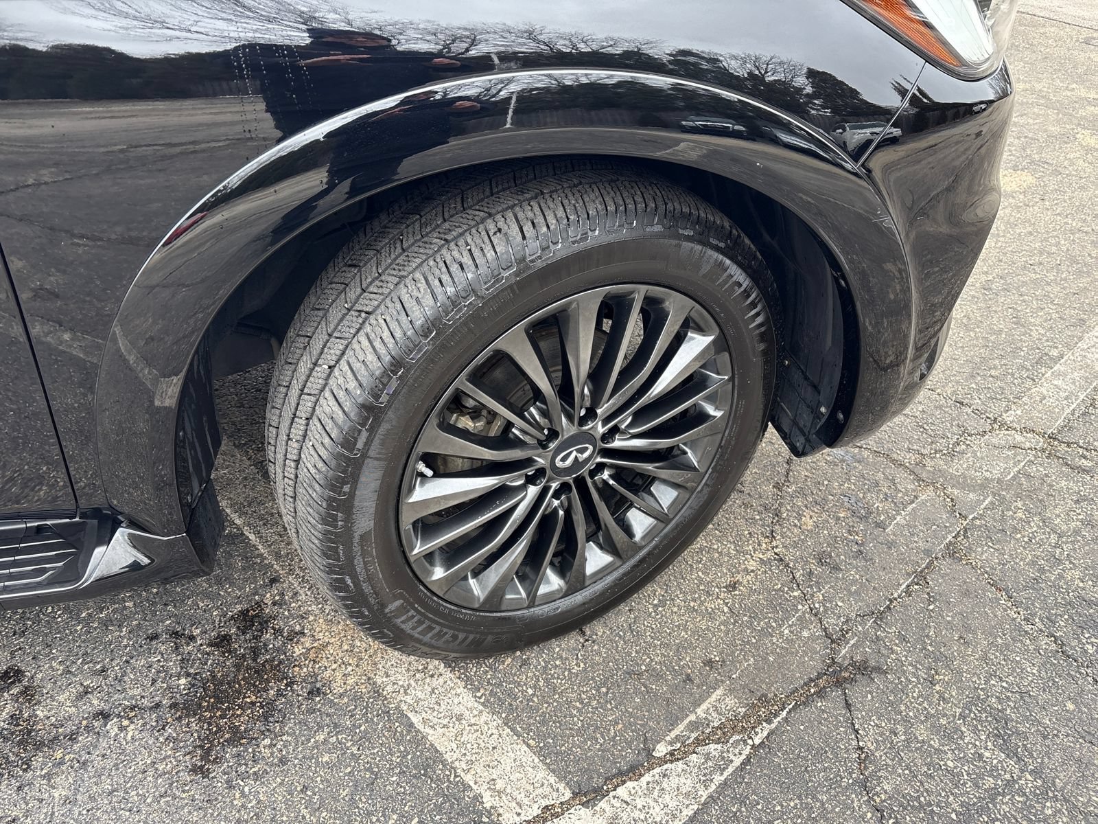 Used 2022 INFINITI QX80 Sensory w/ Cargo Package AWD/4WD image 33